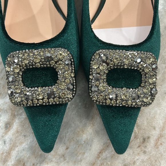 Big Tree Women’s Velvet Pointy Toe Kitten heel Dressy Shoes W/ Jewel Tops Sz 38 - Picture 12 of 14